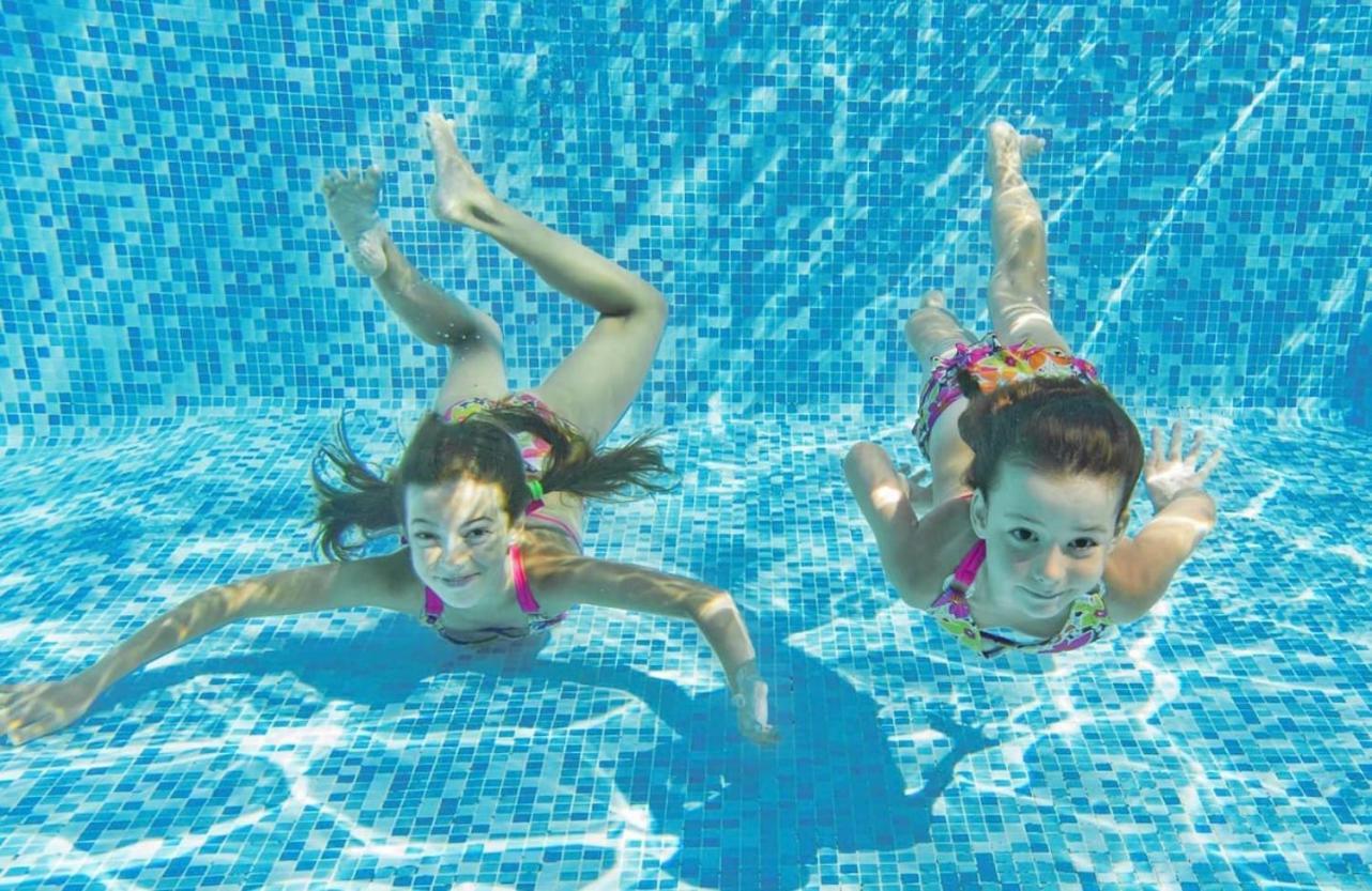 Villa Sea View 3-Bed Heated Pool Eat Bar Kids Park لوستوفت المظهر الخارجي الصورة